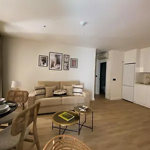 Premium - Calle San Telmo Espanha